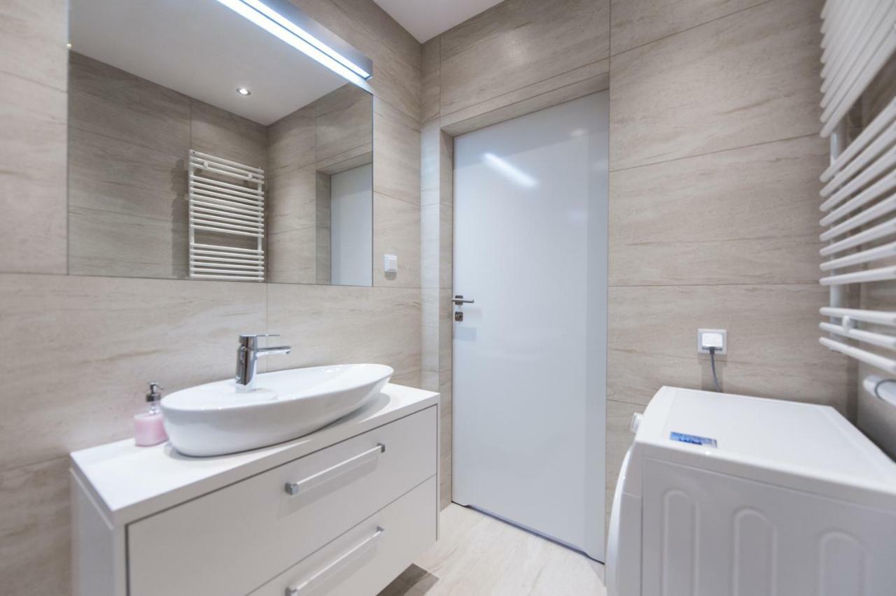 Dream&Travel Apartments Cracovia Esterno foto